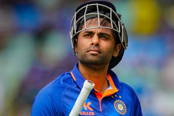 ஐசிசி துடுப்பாட்ட தரவரிசையில் சூர்யகுமார் யாதவ் முதலிடம்..! | Icc T20 Mans Rank Table 2023 Today Suryakumar Top