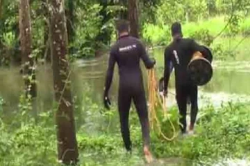 இலங்கையில் வாழைக்குலை திருடச் சென்ற இளைஞர்களில் ஒருவருக்கு நேர்ந்த நிலை!