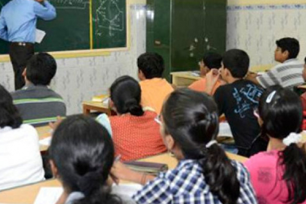 தனியார் வகுப்புகள் தொடர்பில் விதிக்கப்பட்டுள்ள தடை: வெளியிடப்பட்டது சுற்றறிக்கை | Ban On Conducting Private Classes On Sunday Poya