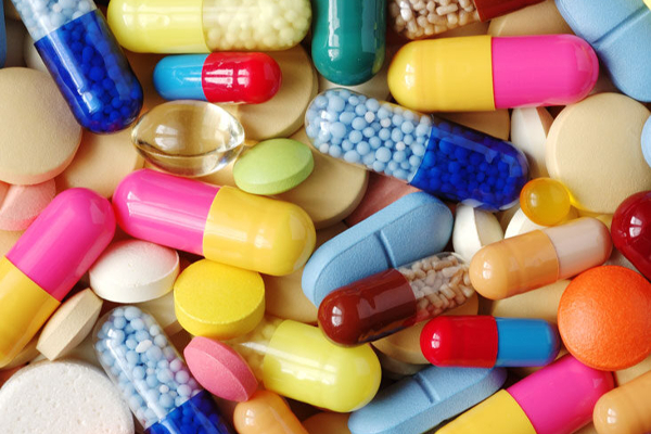 போதைப்பொருள் வைத்திருந்த 19 வயதுடைய பெண் அதிரடி கைது! | A 19 Year Old Woman Who Drugs Was Arrested