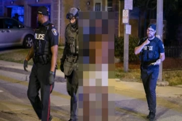 கனடாவிற்குள் பாரியளவில் ஆயுதங்களை கடத்திய கும்பல் அதிரடி கைது