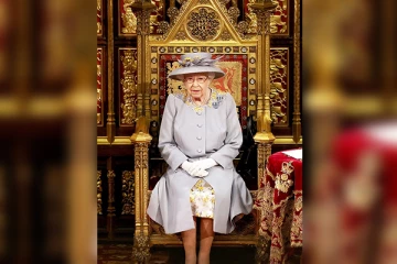 சாதனைகளின் மகாராணி இரண்டாம் எலிசபெத்