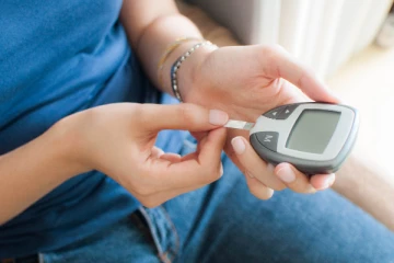 நீரிழிவு நோயாளிகள் இந்த 3 பொருளை ஒன்னா சாப்பிடுங்க.... என்ன நடக்கும் தெரியுமா?