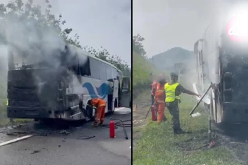 தெற்கு அதிவேக வீதியில் திடீரென தீப்பற்றி எரிந்த பேருந்து