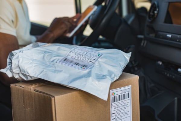 ஐரோப்பா உட்பட பல நாடுகளிலிருந்து இலங்கை வந்த மர்ம பொதிகள் | 14 Mysterious Post Opened