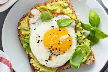 முட்டையுடன் சேர்த்து சாப்பிடக்கூடாத உணவுகள்! ஆபத்தை அறிந்து கொள்ளுங்கள்