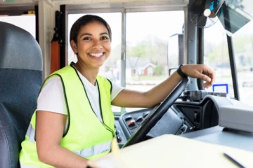 இலங்கை பேருந்து, ரயில் சாரதிகளாக பெண்கள்; அதிரடி காட்டும் அரசாங்கம்!