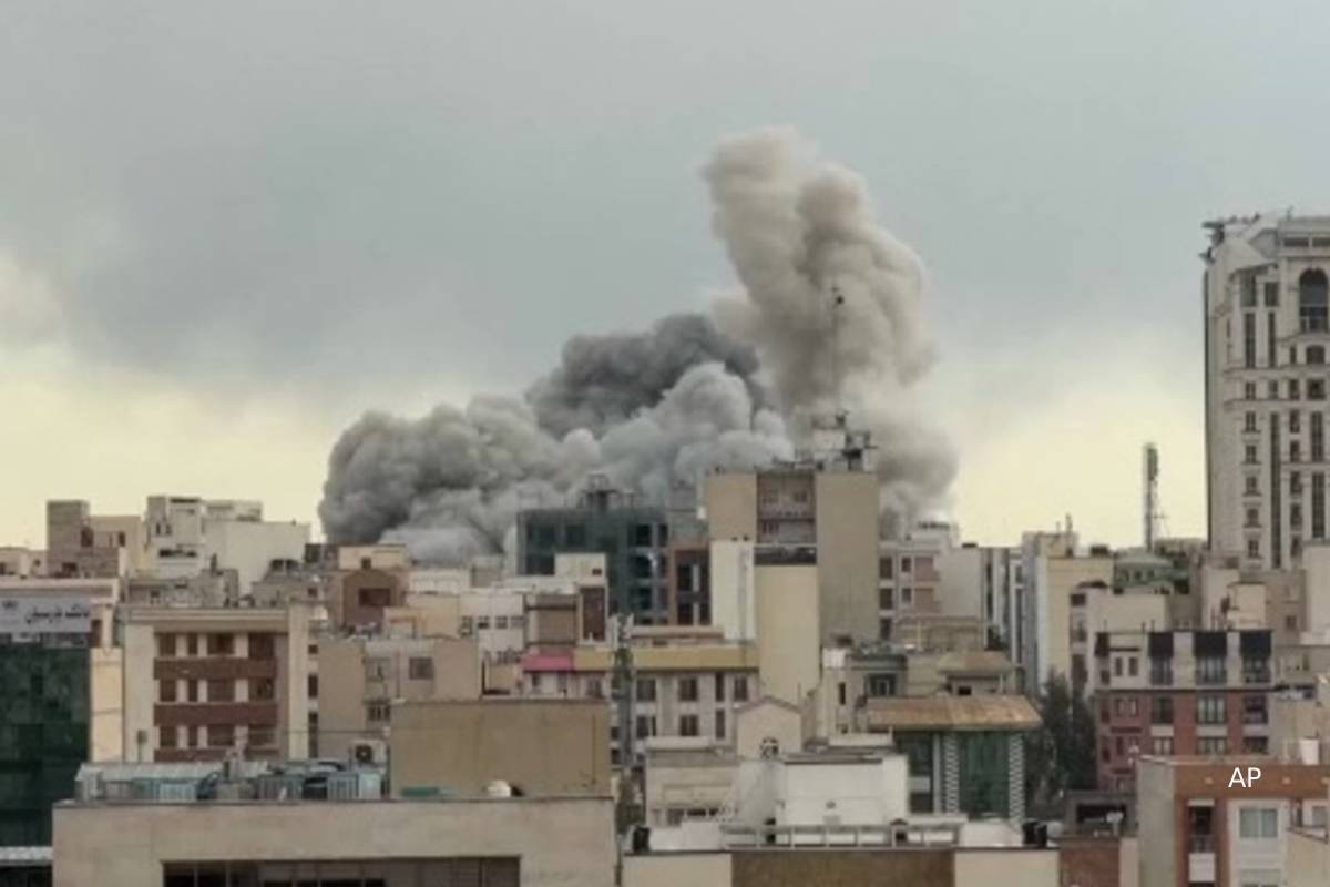 மத்திய கிழக்கை விடாமல் அடிக்கும் ஈரான்... எகிறும் எண்ணெய் விலையைக் கட்டுப்படுத்த அமெரிக்கா தீவிரம் | Us To Stabilizing Oil Markets