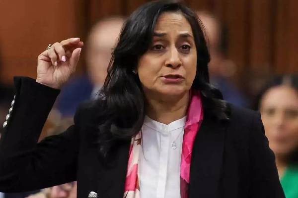 ஈரானில் கொல்லப்பட்ட கனேடியர்... வெளிவிவகார அமைச்சர் அனிதா ஆனந்த் கண்டும் கண்டனம் | Iran Canadian Citizen Died