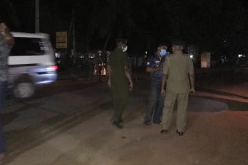 யாழ்ப்பாணம் பஸ் நிலையத்தில் பொலிஸார் மீது தாக்குதல்!