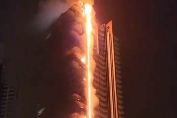 துபாய் அடுக்குமாடி குடியிருப்பில் தீ விபத்து: 4 இந்தியர்கள் உட்பட 16 பேர் பலி