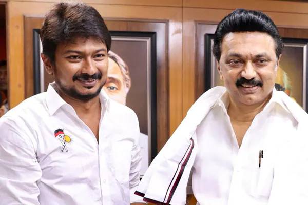 நானும் எனது மகனும் தோற்றத்தில் அண்ணன், தம்பி போல இருப்போம் : முதலமைச்சர் மு.க ஸ்டாலின் | Cm Stalin Participated In Happy Streets Programme நானும் எனது மகனும் தோற்றத்தில் அண்ணன், தம்பி போல இருப்போம் : முதலமைச்சர் மு.க ஸ்டாலின் | Cm Stalin Participated In Happy Streets Programme