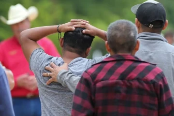 கடும் சீற்றத்தால் ஐவரை கொலை செய்த நபர்