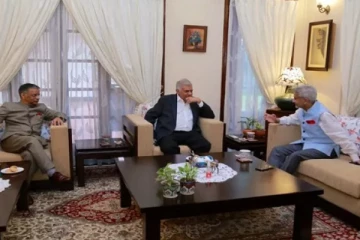 இந்தியாவின் ஒத்துழைப்பை முன்னாள் பிரதமர் ரணிலுக்கு தெளிவுபடுத்திய ஜெய்சங்கர்!