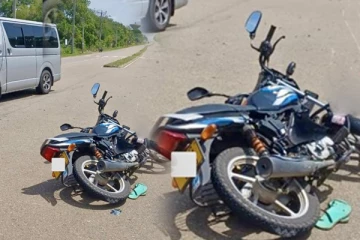 மோட்டார் சைக்கிள் - வேன் மோதி விபத்து