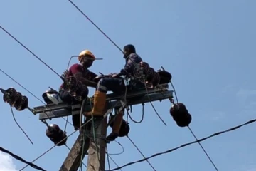 கொக்கிளாய் பிரதேசத்தில் சீர் செய்யப்பட்ட மின்சாரம்