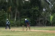 හෙල්ලෙන් ලෝකය දිනූ රුමේෂ් ක්‍රිකට් පිටියත් හොල්ලයි - පිටිය පුරා දැවැන්ත හයේ පහරවල් [VIDEO]