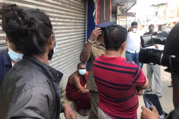 மஹரகமவில் பொலிஸாருடன் வாக்குவாதத்தில் ஈடுபட்ட பெளத்த தேரர் உள்ளிட்ட குழுவினர்!