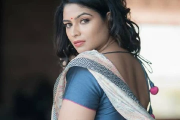 மதுபாட்டிலுடன் இப்படியொரு போஸ்! விஜே மகேஸ்வரி வெளியிட்ட புகைப்படம்..