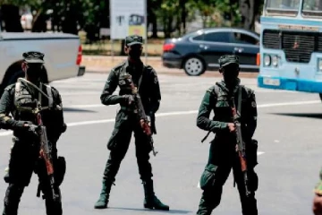 ජනපති නිකුත් කල අධි ආරක්‍ෂිත ගැසට් නිවේදනය වහාම ක්‍රියාත්මක පරිදි අවලංගු කරයි..!