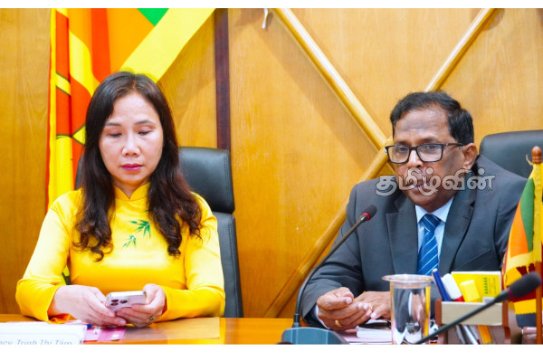 வட மாகாணத்துக்கு வருகை தந்த வியட்நாம் தூதுவர் தலைமையிலான குழுவினர் | Vietnamese Ambassador Arrived In The North