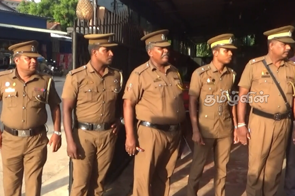 ஜனாதிபதியின் பொது மன்னிப்பின் கீழ் மட்டு. சிறைச்சாலையில் 40 கைதிகளுக்கு விடுதலை (Photos) | 40 Inmates Released From Prison