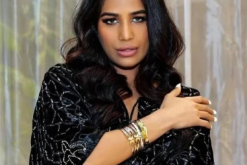 32 வயதான பிரபல கவர்ச்சி நடிகை பூனம் மரணம்.. சோகத்தில் ரசிகர்கள்