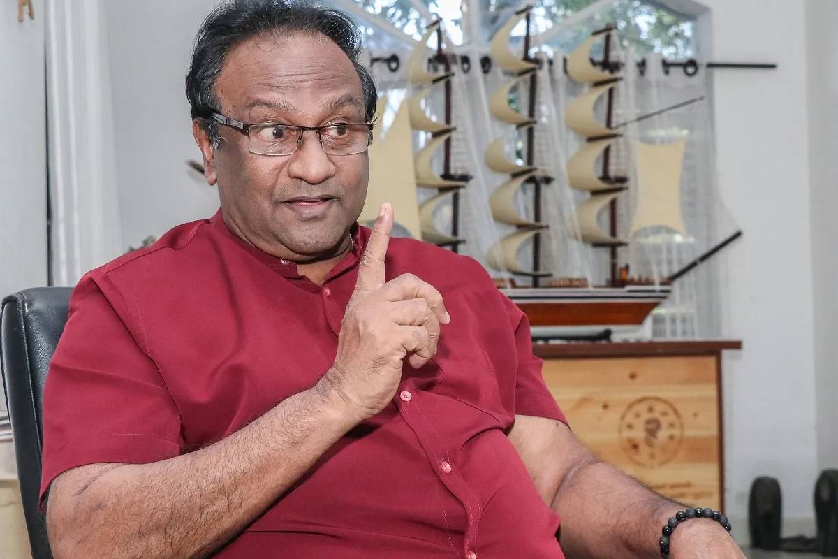 தடுப்புக்காவலில் சுரேஷ் சலேவுக்கு அநீதி..! சிறைச்சாலைக்கு அனுப்புமாறு அடம்பிடிக்கும் மனைவி | Injustice To Suresh Salley In Detention தடுப்புக்காவலில் சுரேஷ் சலேவுக்கு அநீதி..! சிறைச்சாலைக்கு அனுப்புமாறு அடம்பிடிக்கும் மனைவி | Injustice To Suresh Salley In Detention