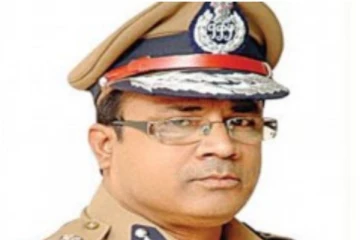 இன்று ஒரே நாளில் 55 காவல்துறை அதிகாரிகள் அதிரடியாக பணியிட மாற்றம்