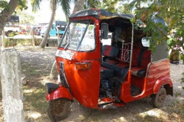 புத்தளத்தில் கோர விபத்து... தேரர் ஒருவர் உயிரிழப்பு
