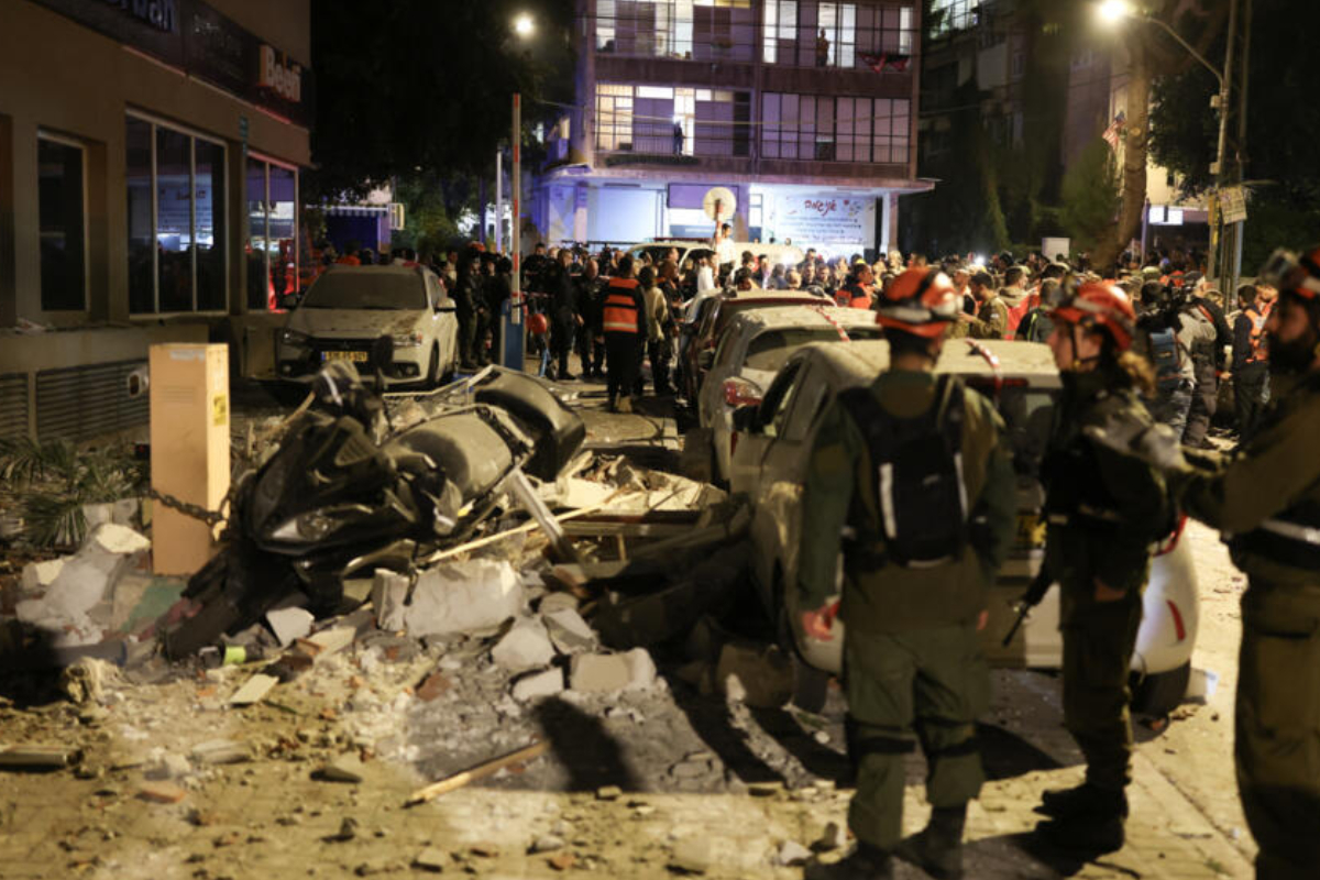 இஸ்ரேலை அதிரவைத்த ஈரானின் CLUSTER பதிலடி | Iran S Cluster Response Shocked Israel