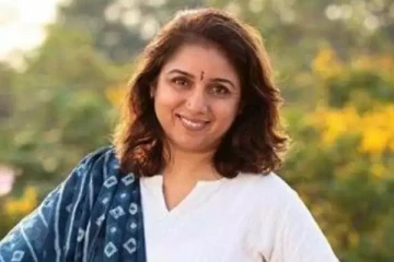 மீண்டும் இயக்குனர் அவதாரம் எடுக்கும் நடிகை ரேவதி.. அதுவும் யாரை வைத்து இயக்குகிறார் தெரியுமா