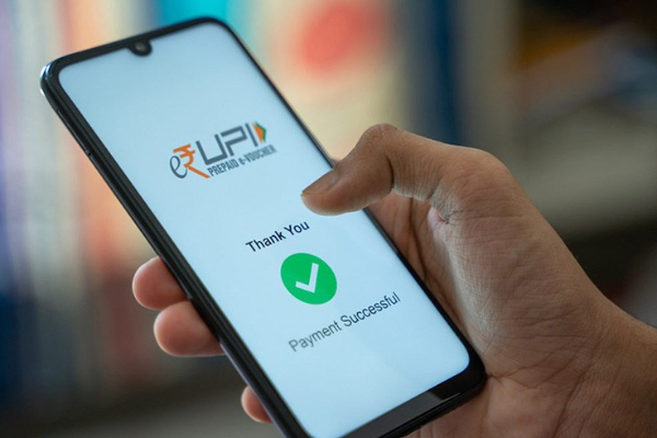 இனி UPI மூலம் பணம் அனுப்ப கட்டணமா? ரிசர்வ் வங்கி ஆளுநர் அதிர்ச்சி தகவல் | Rbi Governor About Cost For Upi Transaction