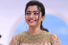 துளி கூட மேக்கப் போடாமல் இளம் நடிகை ரஷ்மிகா மந்தனா வெளியிட்ட புகைப்படம்.. இதோ நீங்களே பாருங்க..