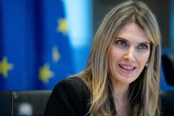 கத்தாரை புகழ்ந்து பேசியவர்... ஐரோப்பிய நாடு ஒன்றில் அதிரடியாக கைதான பிரபலம்: வெளிவரும் பின்னணி