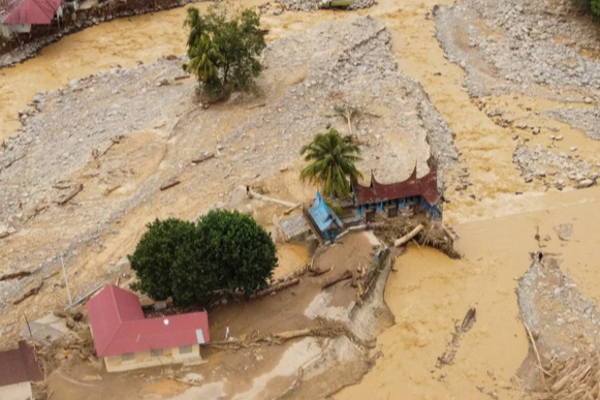 மத்திய மாகாணத்தில் மூடப்பட்டுள்ள பாடசாலைகள் : வெளியான தகவல் | 13 Schools In The Central Province Remain Closed மத்திய மாகாணத்தில் மூடப்பட்டுள்ள பாடசாலைகள் : வெளியான தகவல் | 13 Schools In The Central Province Remain Closed