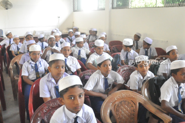 நாடளாவிய ரீதியில் புலமைப் பரிசில் பரீட்சை ஆரம்பம் | Scholarship Exam Begins Sri Lanka