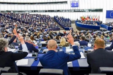 உக்ரைன், மால்டோவா நாடுகளின் வேட்பாளர் அந்தஸ்து: ஐரோப்பிய நாடாளுமன்றத்தின் முக்கிய முடிவு!