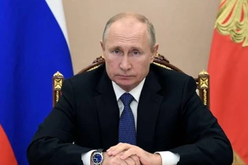 தனிமையில் ரஷ்ய அதிபர் புடின்