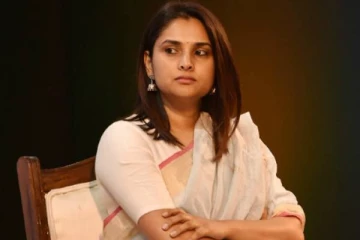 ரசிகரை கொலை செய்த நடிகர்! தவறாக மெசேஜ் செய்தவர்கள் லிஸ்ட்.. நடிகை ரம்யா அதிரடி