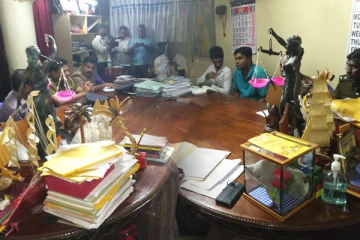 யாழ். மத்திய பேருந்து நிலையத்தில் சுகாதார நடவடிக்கை: அமைச்சர் டக்ளஸ் வலியுறுத்து