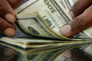 අද ඩොලරයට හිමි විශේෂ තැන.. (PHOTO)