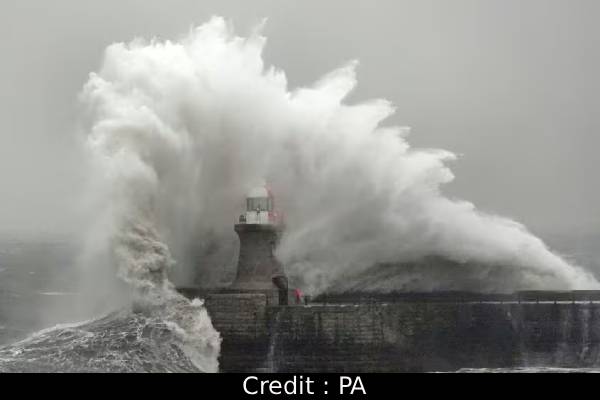 சந்திரா புயல்: பிரித்தானியர்களுக்கு முக்கிய அறிவுறுத்தல் | Uk Peoples Urged To Store Essentials Storm Chandra