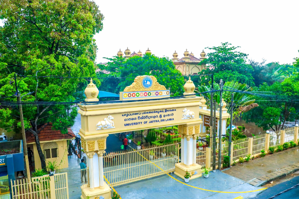 யாழ்.பல்கலைக்கழக முன்னாள் கலைப்பீடாதிபதி தாக்கல் செய்த வழக்கு : நீதிமன்றம் பிறப்பித்த உத்தரவு | Case Filed Former Dean Arts University Of Jaffna யாழ்.பல்கலைக்கழக முன்னாள் கலைப்பீடாதிபதி தாக்கல் செய்த வழக்கு : நீதிமன்றம் பிறப்பித்த உத்தரவு | Case Filed Former Dean Arts University Of Jaffna