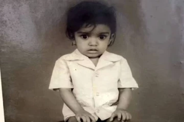 இந்த புகைப்படத்திலிருக்கும் குட்டி பையன் யார் தெரியுமா? அவரே வெளியிட்ட பதிவு!