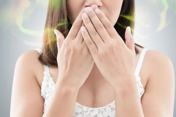 வாய் துர்நாற்றமா? இந்தவொரு பொருளை இப்படி பயன்படுத்தி பாருங்க