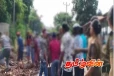 கண்டி - கொழும்பு பிரதான வீதியில் பாரிய மண்சரிவு..