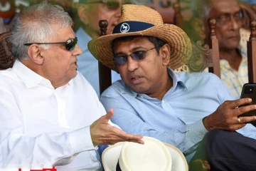 හර්ෂද සිල්වා අගමැති කරන්න යෝජනාවක් - විපක්ෂ නායක දැඩිව විරුද්ධ වෙයි...