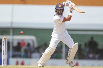 இரண்டாவது இன்னிங்சிலும் அரைசதம்! நம்பிக்கை நட்சத்திரமாக மிரட்டும் இலங்கை வீரர்