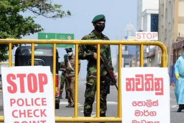 ஊரடங்கு நேரத்தில் பொலிஸாரிடம் சிக்கிய  489 பேர்!